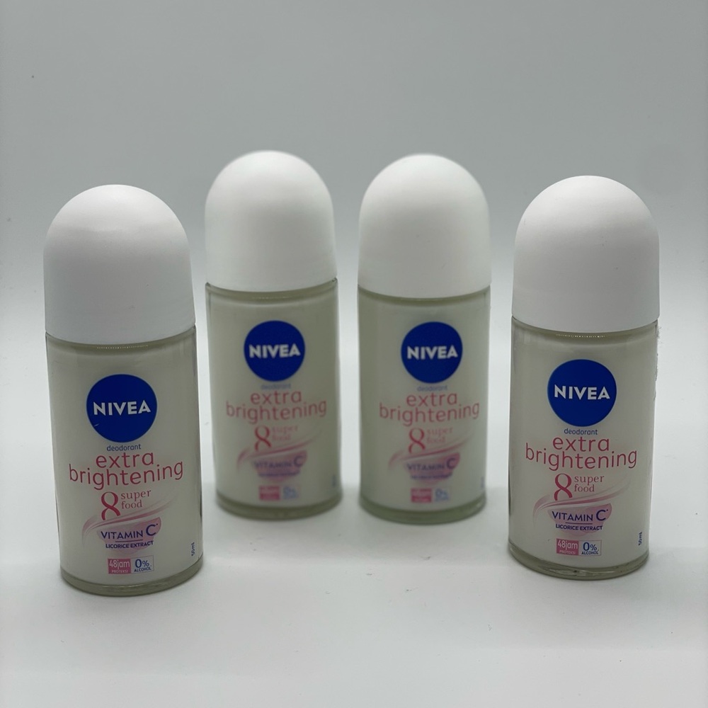 Nivea Extra Brightening Roll-On Deodorant - White